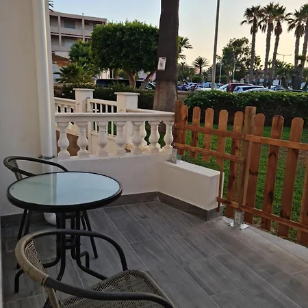 Apartment Vacaciones En Primera Linea De Playa Roquetas de Mar